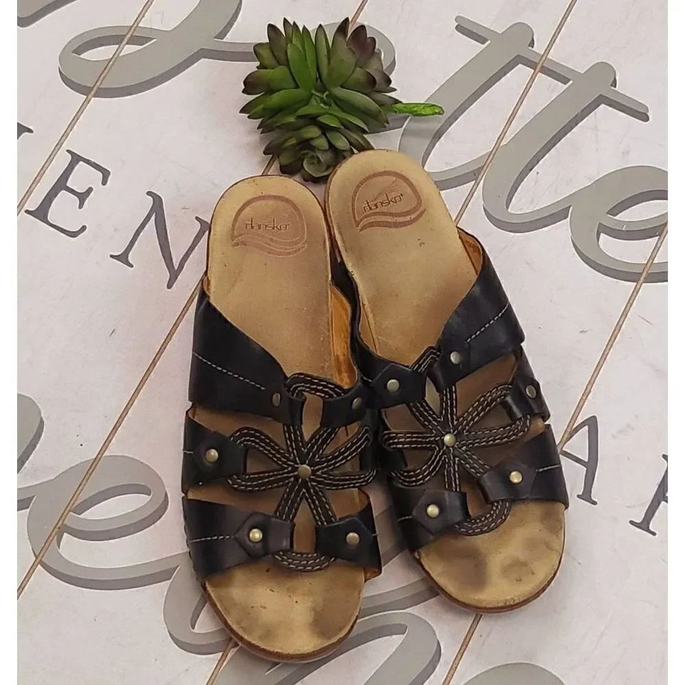 Dansko sandals 38